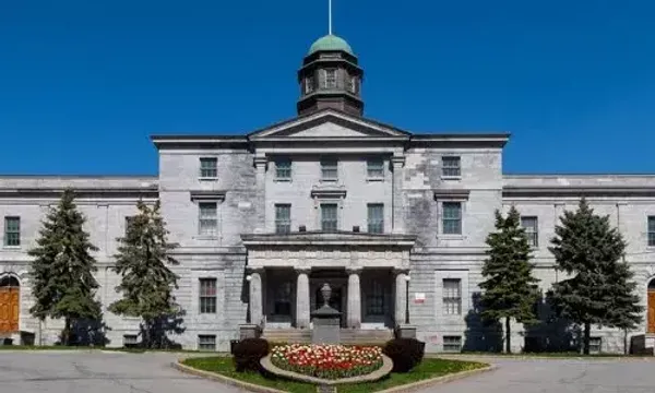 Canadian colleges relax 16-year education requirement for Master’s admission