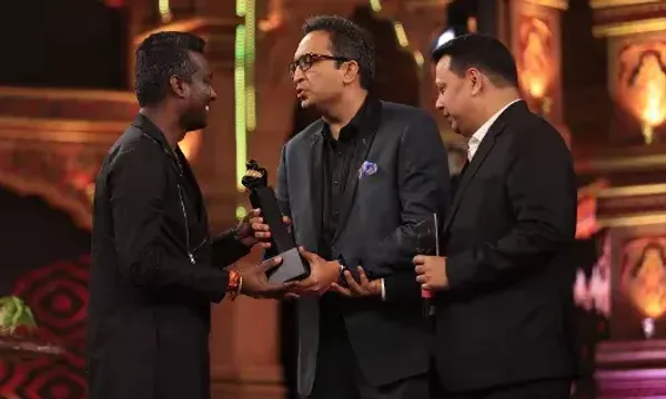 Blockbuster Director Atlee wins Critics Best Director Award for Jawan at Dada Saheb Phalke Award