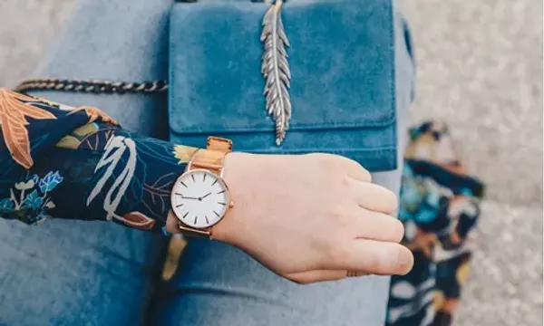 Looking for a Stylish Ladies Watch? Check Out These 4 Timepieces