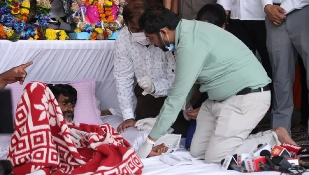 મરાઠા અનામત આપવા રાજી થઇ મહારાષ્ટ્ર સરકાર, મરાઠાઓને મળશે ‘કુણબી’ નો દરજ્જો