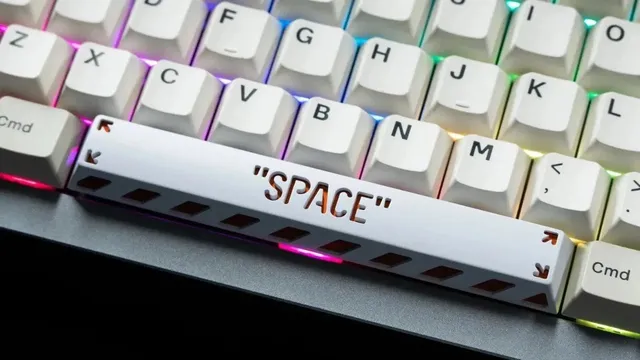 કીબોર્ડ પર Spacebar આટલો લાંબો અને મોટો કેમ હોય છે? અહીં જાણો જવાબ