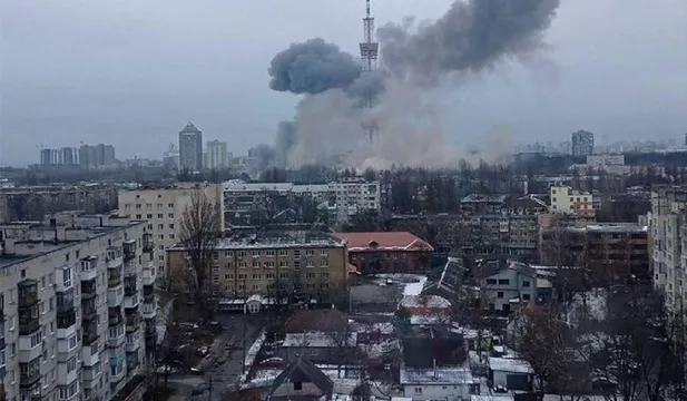 યુક્રેનનો રશિયા પર મોટો ડ્રોન હુમલો: તુઆપ્સે પોર્ટ પર આગના ગોળા, ઓઈલ ટર્મિનલને ભારે નુકસાન