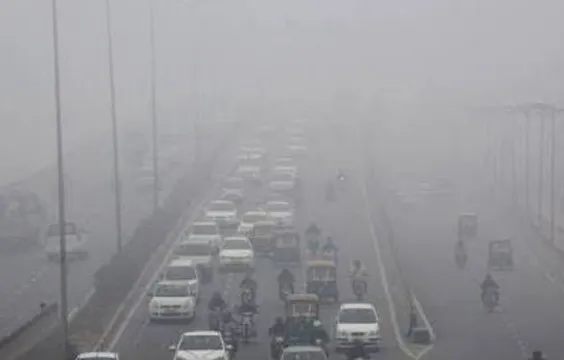 અમદાવાદની હવામાં પ્રદૂષણ ખતરનાક સ્તરે પહોંચ્યું, વહેલી સવારે મોટા ભાગના વિસ્તારમાં પ્રદૂષણનો આંક 200ને પાર