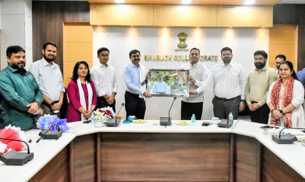 ભરૂચ: અધિક કલેકટર એન.આર.ધાંધલની ગાંધીનગર બદલી, કલેકટર ગૌરાંગ મકવાણાએ પાઠવી શુભેચ્છા