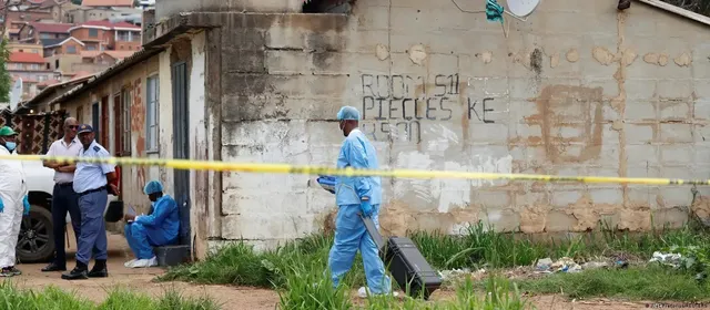 દક્ષિણ આફ્રિકાના જોહાન્સબર્ગમાં આવેલા એક ટાઉનશિપમાં બંદૂકધારીઓએ કર્યો અંધાધૂંધ ગોળીબાર, 10 લોકોના મોત