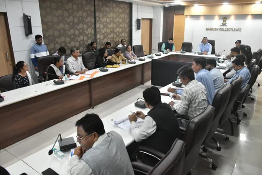 ભરૂચ: કલેક્ટર ગૌરાંગ મકવાણાની અધ્યક્ષતામાં જિલ્લા સ્વાગત કાર્યક્રમ યોજાયો, 50 ફરિયાદો અંગે કરાય ચર્ચા