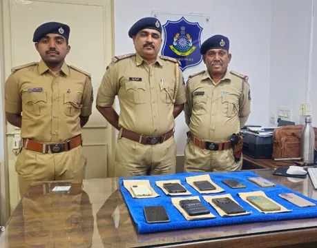 અંકલેશ્વર : GIDC પોલીસે 10 જેટલા ગુમ-ચોરી થયેલ મોબાઇલ શોધી કાઢી મુળ માલીકને પરત કર્યા
