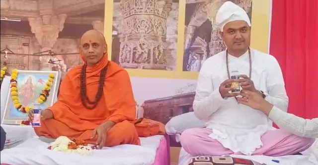 ભરૂચ : જામા મસ્જિદના મૂળ સ્વરૂપ મુદ્દે વિવાદ બાદ સંતો-મહંતોએ પારણા કરી અનશનની કરી પૂર્ણાહુતિ