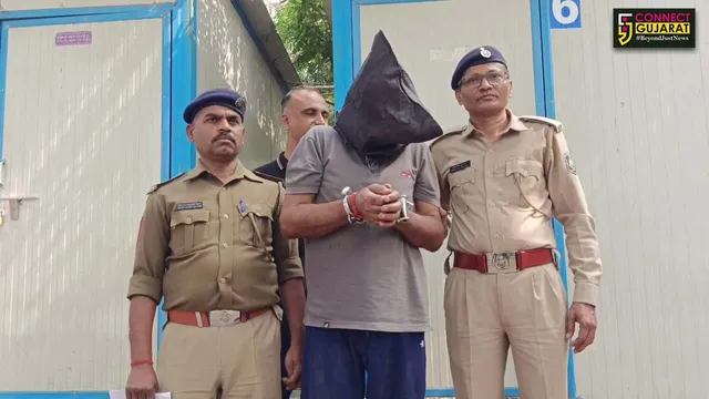 અંકલેશ્વર: 63 વર્ષના નરાધમ શિક્ષકે એક્સ્ટ્રા ટ્યુશનના બહાને 13 વર્ષની સગીરા પર આચર્યું દુષ્કર્મ, જેલના સળીયા પાછળ ધકેલાયો