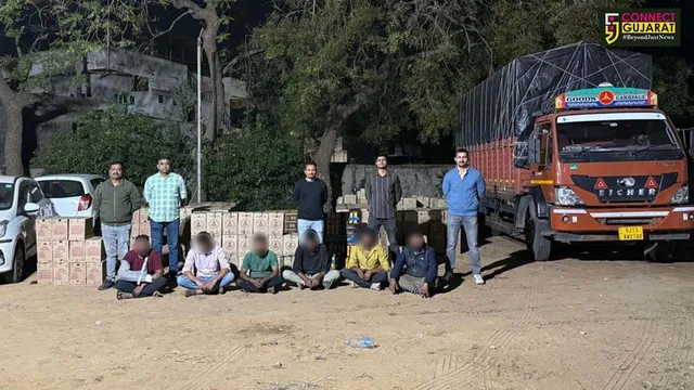 ભરૂચ: ક્રાઇમ બ્રાન્ચે જંબુસર નજીકથી બિસ્કિટના પુઠ્ઠાની આડમાં લઇ જવાતો રૂ.25 લાખનો વિદેશી દારૂનો જથ્થો ઝડપી પાડ્યો