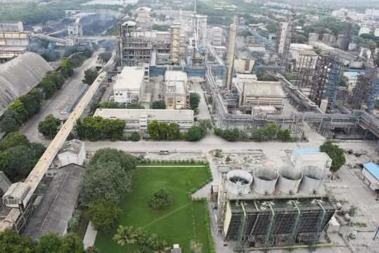 ભરૂચ: GNFCમાં ક્લોરીન ગેસ લીક થતા 3 કામદારોને અસર, સારવાર અર્થે ખસેડાયા