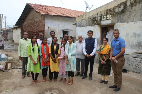 ભરૂચ : અદાણી ફાઉન્ડેશન દ્વારા લોકઉત્થાનની યાત્રાને વેગ, વાગરા-લુવારા ગામના હળપતિ સમુદાય માટે શેડ બનાવશે...