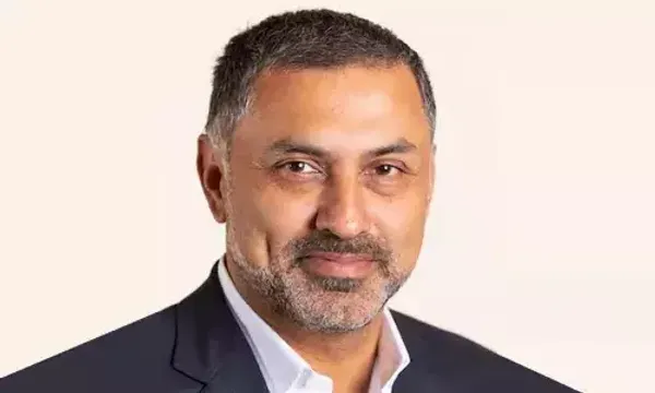 અમેરિકા : નિકેશ અરોરા બન્યા સૌથી વધારે સેલરી મેળવનાર બીજા હાઈએસ્ટ પેઈડ CEO