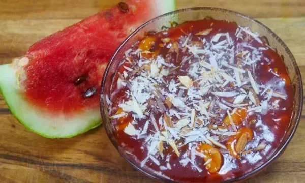 શું તમે ક્યારેય તરબૂચનો હલવો ખાધો છે, તો ઘરે જ બનાવો આ સ્વાદિષ્ટ હલવો...