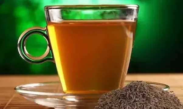 સવારે ખાલી પેટ જીરા-અજમાનું પાણી પીવાના સ્વાસ્થય માટે ઘણા છે ફાયદા...