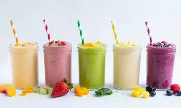 ઉનાળામાં ઘરે બનાવો આ હેલ્ધી અને ટેસ્ટી સ્મૂધી, સ્વાસ્થય માટે પણ છે ફાયદાકારક