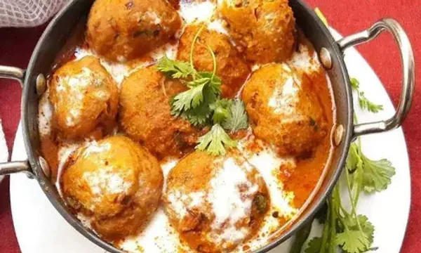 તમે દૂધી કોફ્તા તો ખાધા હશે, પરંતુ શું તમે કાચા કેળાના કોફ્તા ખાધા છે, તો જાણો તેની સરળ રેસીપી....