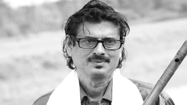 Porno onam uxlayotgan oglini sikdi