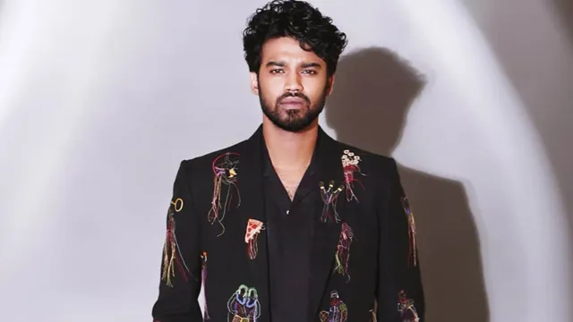 debut film Yashvardhan Ahuja:Babil Khan की विदाई से रुकी यशवर्धन की पहली फिल्म, 'Baby Remake' पर लगा विराम