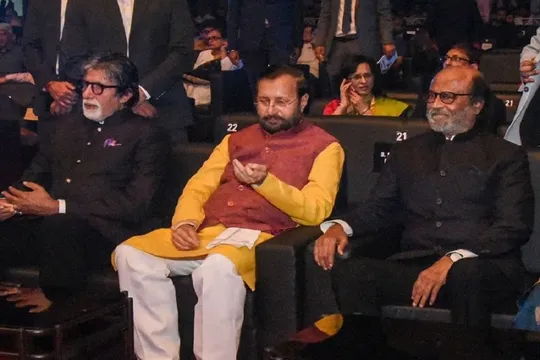 IFFI 2019: जानिए क्यों नही लेते अभिताभ बच्चन और रजनीकांत एक-दूसरे की सलाह!