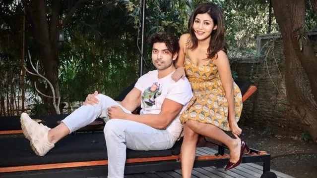 एक्टर गुरमीत चौधरी ने फैंस के साथ शेयर की गुड न्यूज, जल्द माता-पिता बनने वाले है गुरमात-देबिना