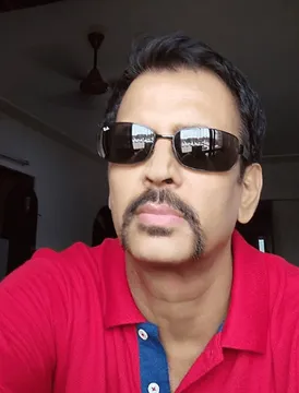 लॉकडाउन में बदला सुनील लहरी का लुक , तस्वीरें शेयर कर बोले - 'कपड़े आप की पर्सनैलिटी को अलग बना देते हैं'