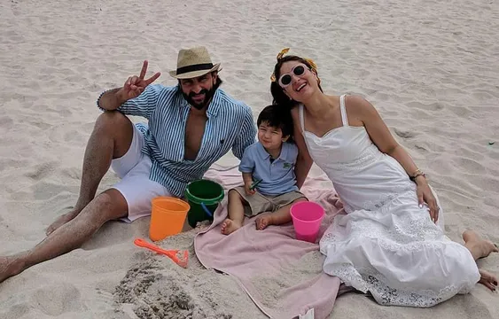 PICS: 2 साल के हुए क्यूट तैमूर अली खान, मम्मी करीना और पापा सैफ के साथ इस तरह मना रहे हैं बर्थडे