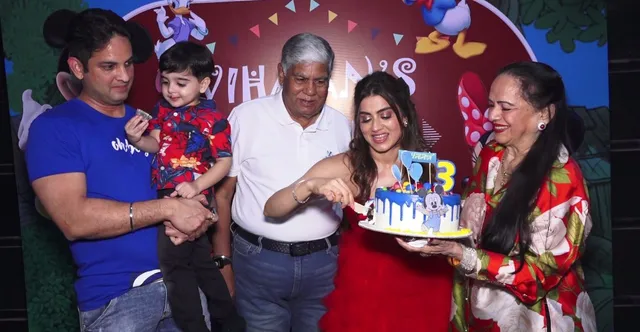 एक्टर विकास कलंत्री और प्रियंका छिब्बर के बेटे की बर्थडे पार्टी में नज़र ए टीवी स्टार्स