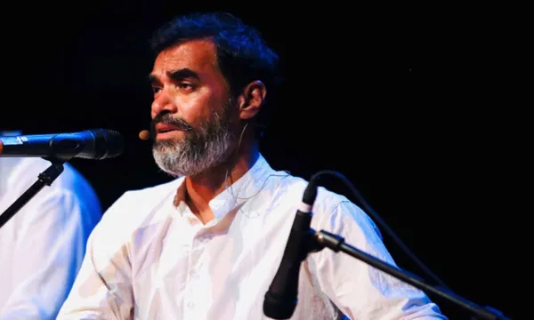 रॉक शैली में हनुमान चालीसा पाठ, कमाई से लगेगी यूपी में ग्रीन बैटरी की फैक्ट्री!