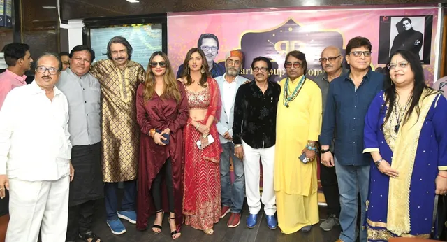 ‘ब्रिटिश संसद द्वारा अतीत में सम्मानित किए गए अनूप जलोटा को उत्साहित करते हुए,’ ब्रिटेन के प्रधान मंत्री के रूप में ऋषि सनक के साथ - प्रत्येक भारतीय के लिए गौरवशाली गौरव