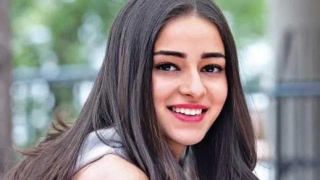 अनन्या की आवाज़ अचानक हस्की और सेक्सी कैसे हो गयी?