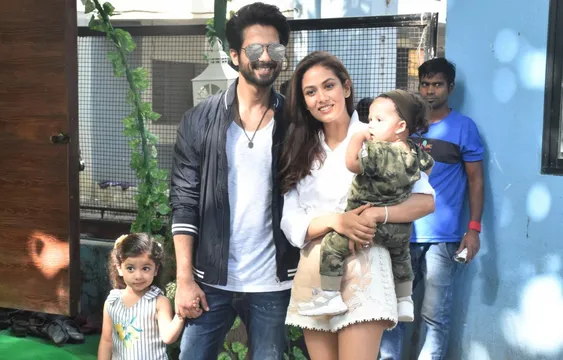 शाहिद कपूर और मीरा राजपूत जल्द ही अपने नए घर में होने वाले हैं शिफ्ट, देखें फोटोज