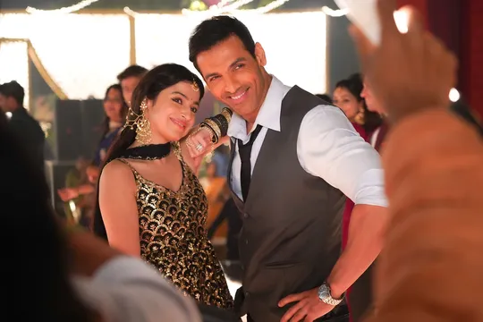 'सत्यमेव जयते 2' के आगामी सॉन्ग 'लहँगा' में देखें दिव्या खोसला कुमार और जॉन अब्राहम की दिलचस्प कैमिस्ट्री