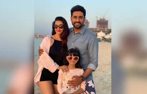 ऐश्वर्या राय ने हॉट अंदाज में सेलिब्रेट किया न्यू ईयर, अभिषेक बच्चन ने शेयर की फोटो