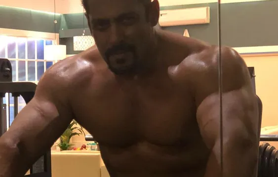 'बिग बॉस 12' मे शर्टलेस दिखेंगे सलमान खान