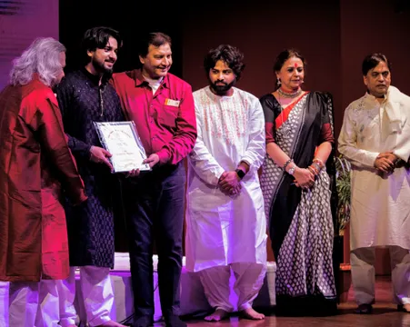 सारंगी स्टार Nabeel Khan अपने एकल प्रदर्शन से बिखेरा सुरों का जादू