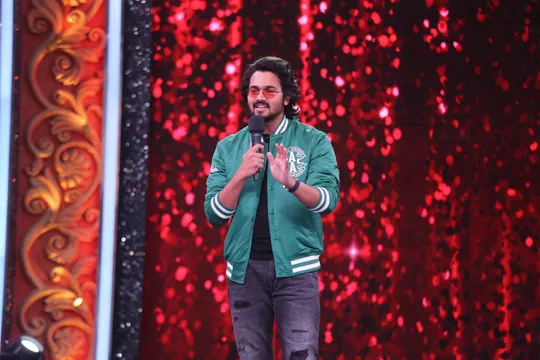 ज़ी कॉमेडी शो में भुवन बाम ने बताया बार में गाने से लेकर मशहूर यू-ट्यूबर बनने तक का अपना सफर