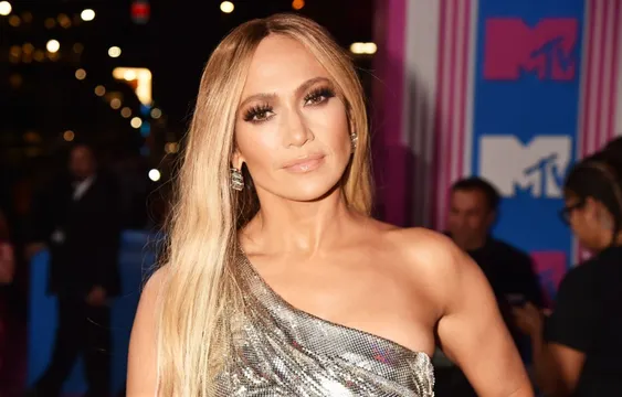 बढ़ती उम्र के साथ मैं लगातार कुछ नया सीखने की कोशिश करती हूं- जेनिफर लोपेज़