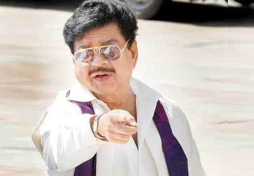 पद्मावती विवाद पर पीएम और बड़े ऐक्टर चुप क्यों है ?