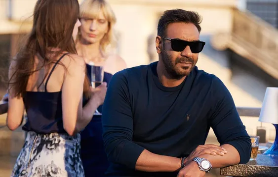 ‘दे दे प्यार दे’ का फर्स्ट लुक आया सामने, डैशिंग लुक में दिखा अजय देवगन का स्वैग