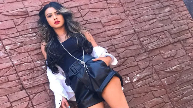 निया शर्मा ने शेयर की यह तस्वीर तो फैंस ने उड़ाया खूब मजाक