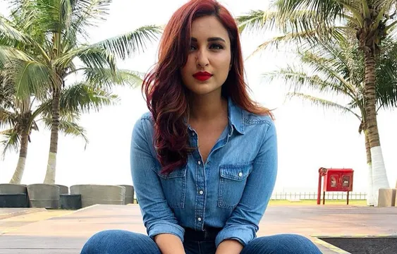 परिणीति चोपड़ा करेंगी साउथ के सुपरस्टार के साथ रोमांस, ‘आरआरआर’ मे आ सकती है नजर