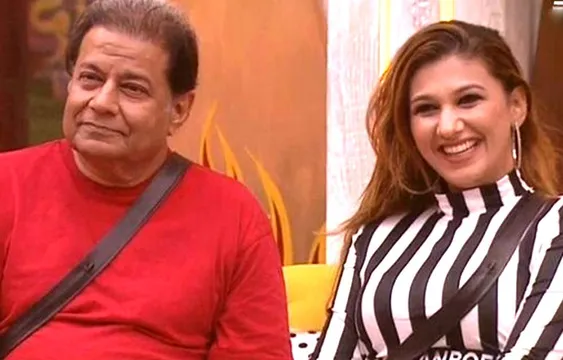 बिग बॉस के घर से बाहर आते ही जसलीन ने बताया अपने और अनूप जलोटा के रिश्ते का सच