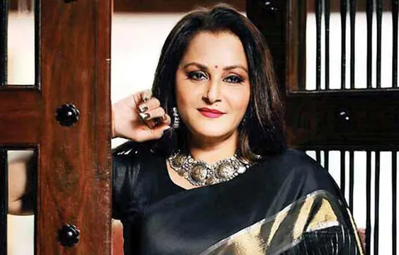 जया प्रदा ने परफेक्ट पति के लिए रिक्रिएट किया हिट सॉन्ग 'गोरी है कलाईयां'