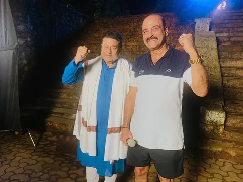 अनूप जलोटा, आशीष शर्मा और अंकित राज स्टारर करण राज़दान की फ़िल्म "हिंदुत्व" की शूटिंग हुई पूरी