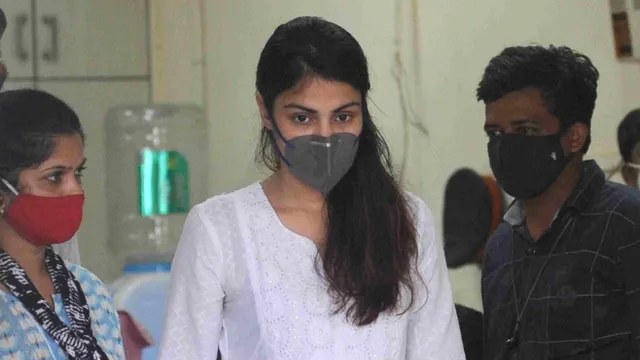 NCB ने रिया चक्रवर्ती समेत 33 लोगों के खिलाफ चार्जशीट जमा की