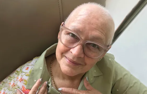 कैंसर का इलाज करवाने के बाद ऐक्ट्रेस नफीसा अली करना चाहती हैं बॉलीवुड में काम