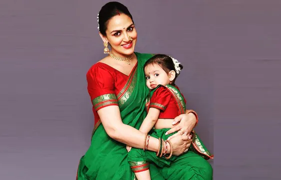 प्रेगनेंसी एंजॉय कर रही हैं ईशा देओल ने शेयर की तस्वीरें ,बेटी राध्या के साथ डांस करती आई नजर