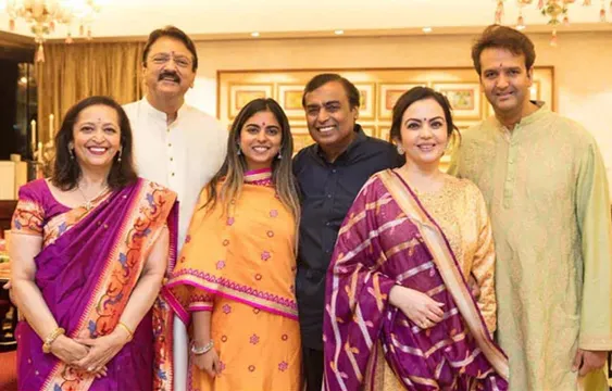 आनंद पीरामल और ईशा अंबानी की प्री वेडिंग पार्टी में मुंबई एयरपोर्ट ने रचा इतिहास