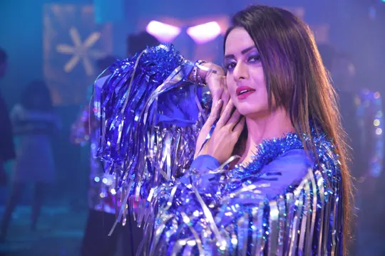  बॉलीवुड के सुपरस्टार ‘खान’ को लेकर बना संगीता तिवारी और ऋतु पाठक का गाना हुआ वायरल 